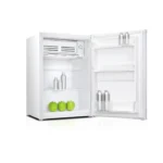 ثلاجة صغيرة