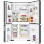 ثلاجة كبيرة