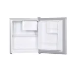 ثلاجة صغيرة