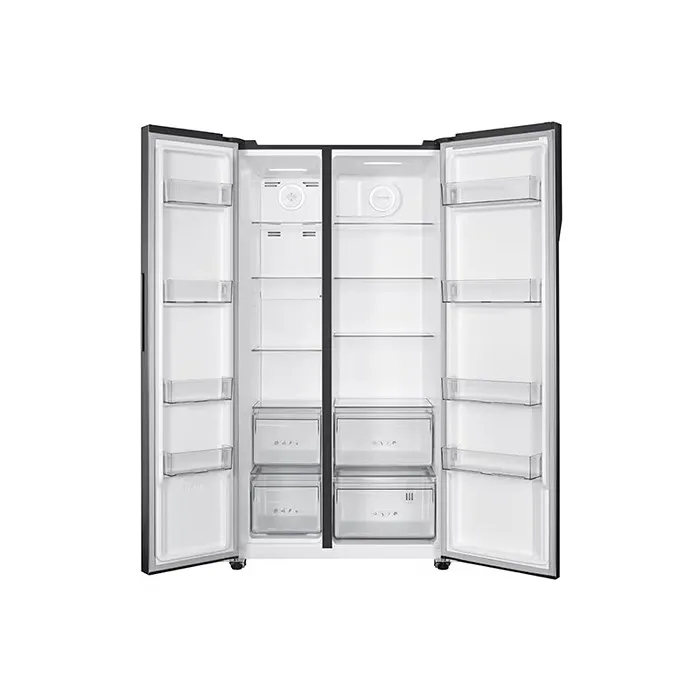 ثلاجة كبيرة